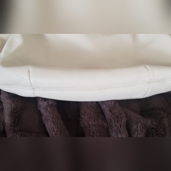 💫 Michael Kors: SKORPIOS Ring Tote / Crossbody bag - Picture 13 of 16